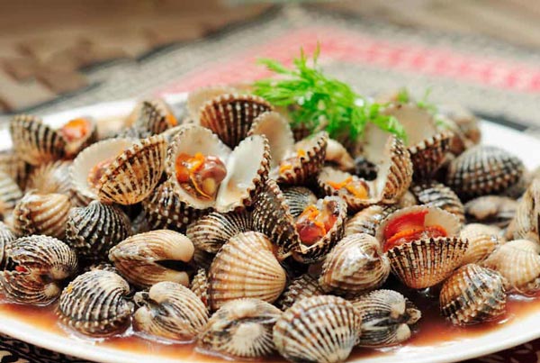 15 MON NGON PHU YEN, AN MOT LAN NHO CA DOI