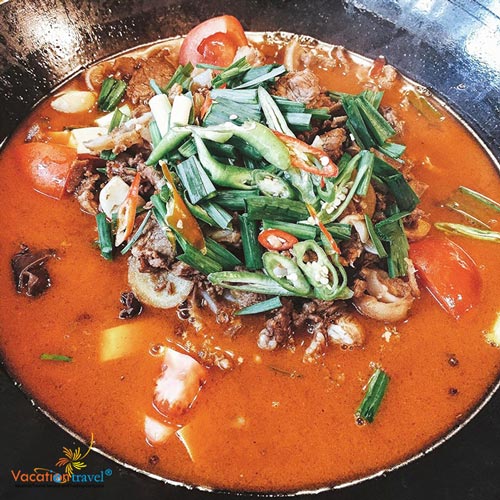 14 món bạn phải ăn khi đến Phượng Hoàng Cổ Trấn!