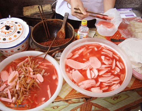 14 món bạn phải ăn khi đến Phượng Hoàng Cổ Trấn!