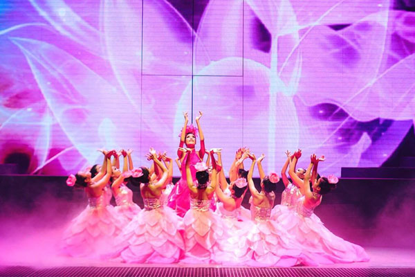 Ngất ngây trong không gian nghệ thuật của show Charming Đà Nẵng
