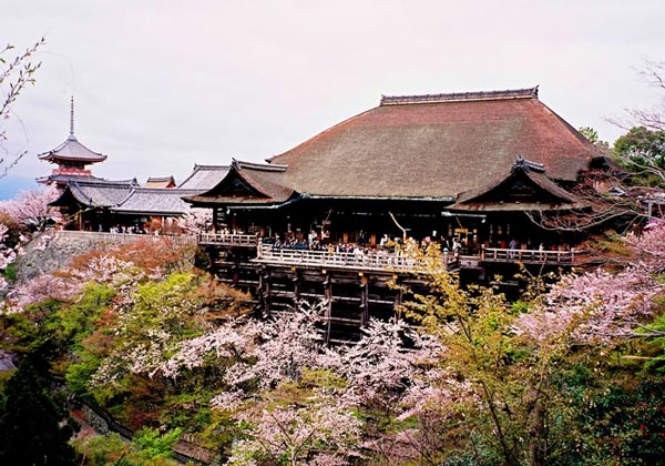 Góc phố đẹp như thơ ở Kyoto
