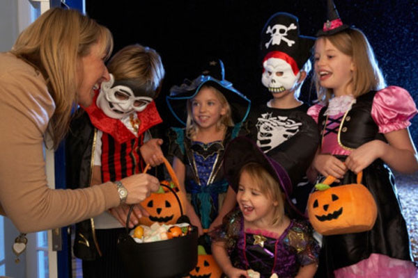Cách chào đón Halloween thú vị của các quốc gia trên thế giới.
