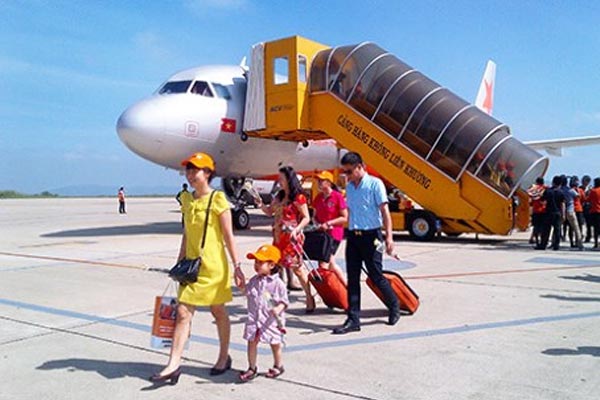 Những lưu ý khi đặt vé máy bay sát dịp Tết: Đặt lúc nào để được giá rẻ nhất mà không gặp rủi ro?