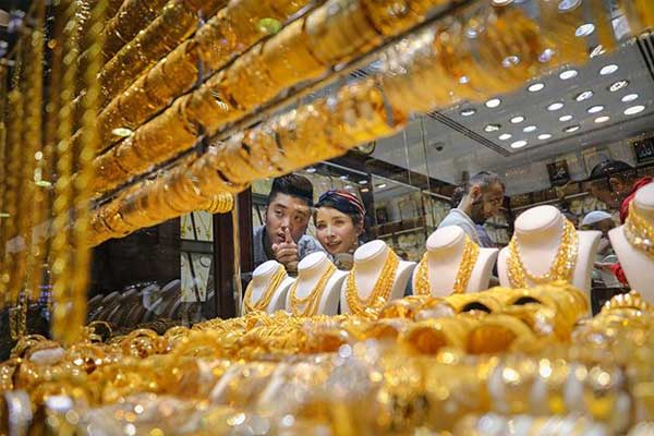 Du lịch Dubai mua gì: Kinh nghiệm đi chợ '' vàng ''