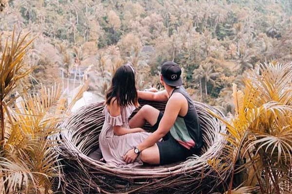 Bali cấm du khách 