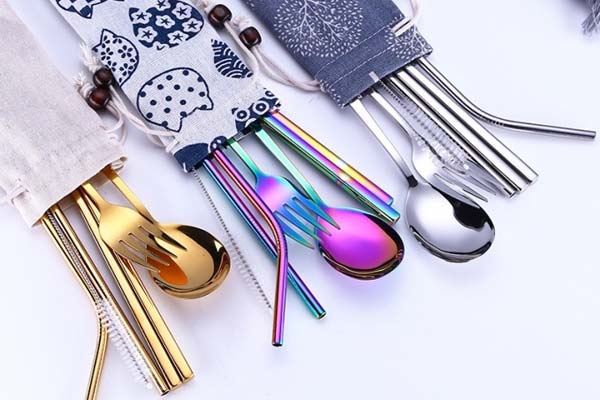 7 'vật bất ly thân' khi du lịch mùa Covid-19