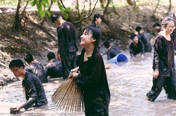 Chỉ 300k [ ăn chơi tẹt ga] -  tại Khu Du Lịch Lan Vương – Bến Tre cùng đám bạn siêu lầy!