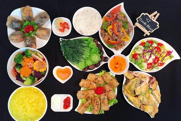 Mâm cỗ cúng chúng sinh và cúng Vu Lan khác nhau như thế nào?