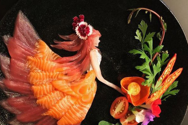 Người đàn ông Nhật biến sashimi thành tranh 3D đẹp không nỡ ăn