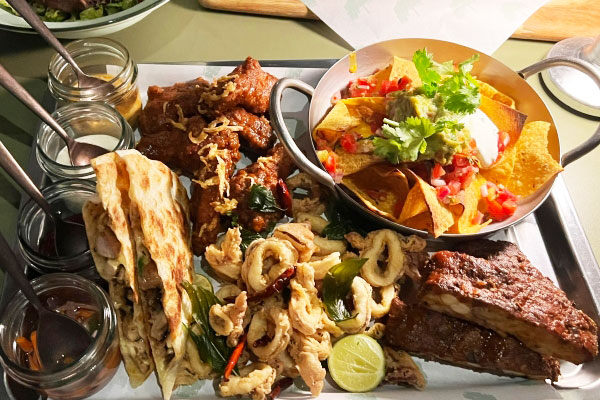 'Chill' trên quán bar sân thượng kiểu Mỹ ở Bangkok- Thái Lan