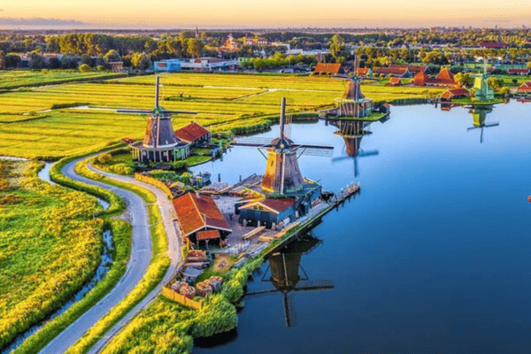 Tour Du Lịch Châu Âu 9 Ngày: Pháp – Bỉ – Hà Lan – Luxembourg – Thụy Sĩ – Đức | Vietnam Airlines Bay