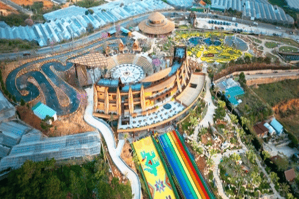 Tour Đà Lạt Săn Mây 3N3Đ | Langbiang Land – Quê Garden – Thung Lũng Các Vị Thần