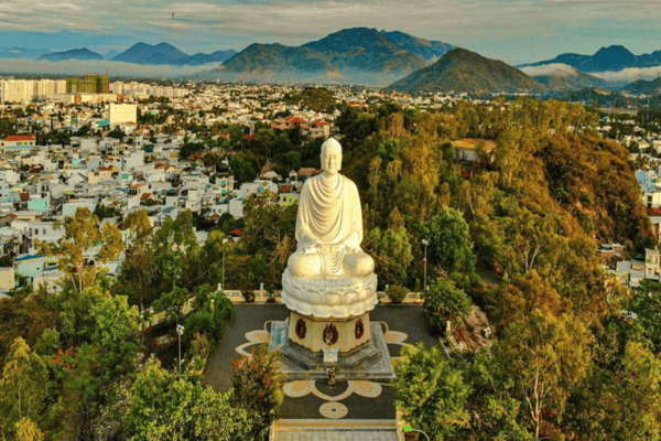 Tour Nha Trang 3N3Đ | Du Thuyền Vịnh Nha Trang – Trải Nghiệm Đế Vương